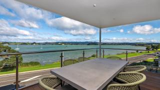 Ohope Beach Two Bedroom Apartment